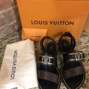 Louis Vuitton Sandals size 40 Brand New